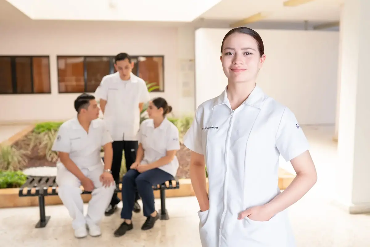 Nursing team during a patient's recovery